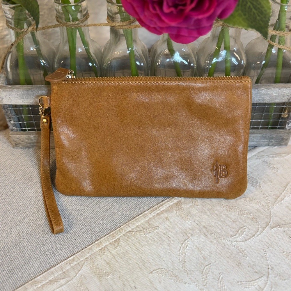 Handbag‎ Butler Mighty Purse Camel Color Soft Leather Wristlet Clutch - Bag Only